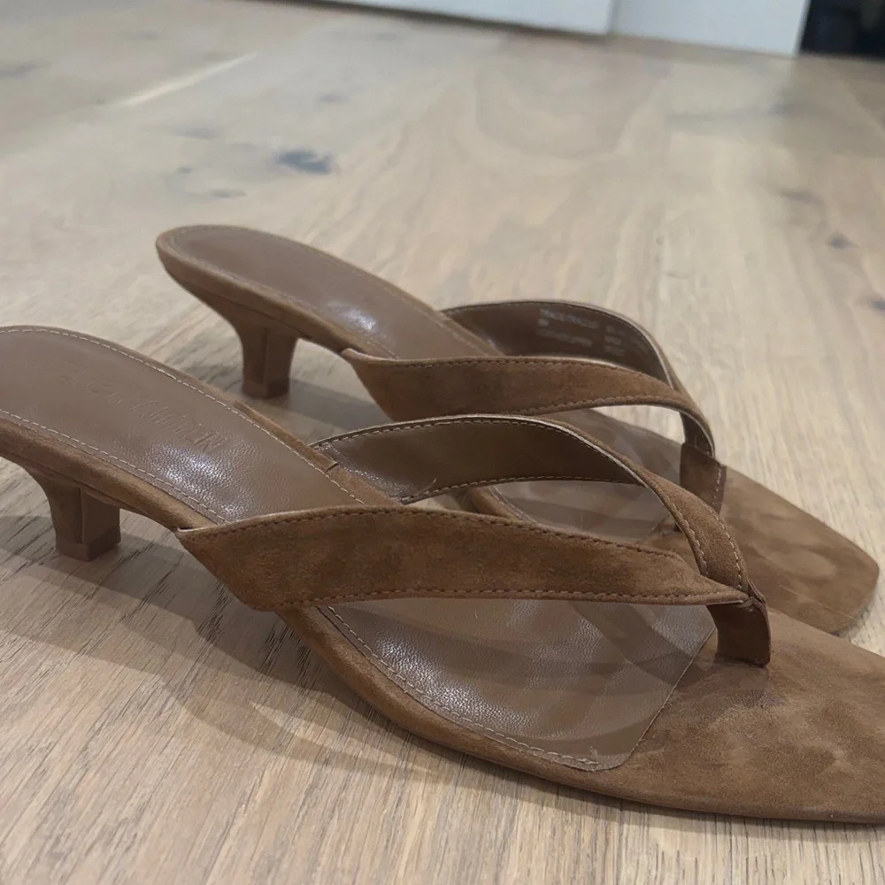 Steve Madden Brown Suede - Picture 3 of 5